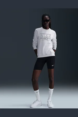 Nike Club Fleece Logo Crew-Neck SweatshirtL