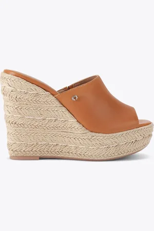 Carvela Comfort Natural Fiorella Wedge Sandalseu37