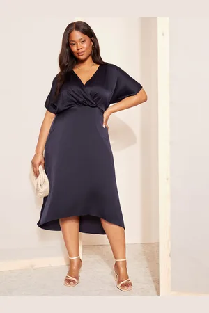 Friends Like These Curves Like These Curve Satin Short Sleeve Wrap Midi Dress48