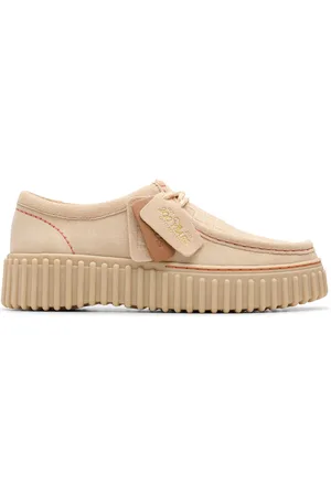 Clarks Apple Suede Torhill Bee ShoesEU 41 (UK 7)