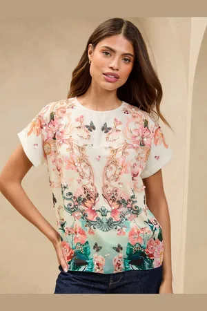 Lipsy London Printed Sequin Detail T-Shirt36