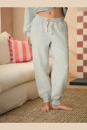 Bath & Body Works Cuffed Joggers48