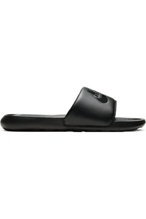 Nike Victori One SlidersEU 41 (UK 7)