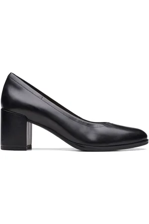 Clarks Leather Court ShoesEU 38 (UK 5)