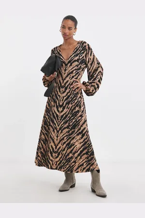 JD Williams Textured Animal Print Jersey Seam Front Maxi Brown Dress42