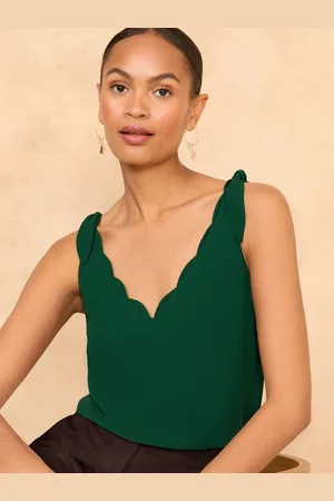 Love & Roses V Neck Scallop Detail Tie Shoulder Vest40