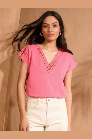 Love & Roses Lace V-Neck 100% Cotton T-Shirt44