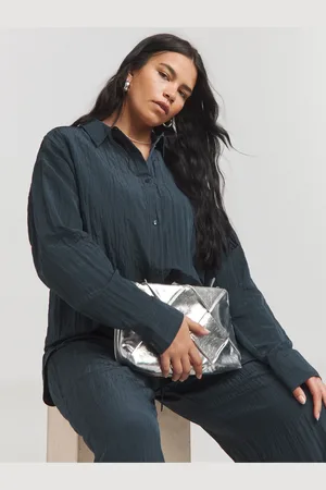 Simply Be Oversized Crinkle Satin Shirt42