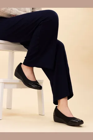 Lunar Natasha II Black Comfort ShoesEU 37 (UK 4)