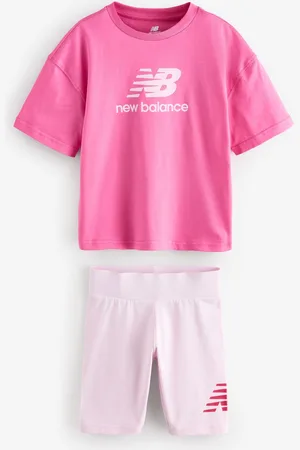 New Balance Zestaw Kids z warstwowym logo w 100% z bawełny: koszulka i kolarki122128 cm