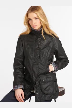 Barbour Woskowana kurtka Beadnell Classic42
