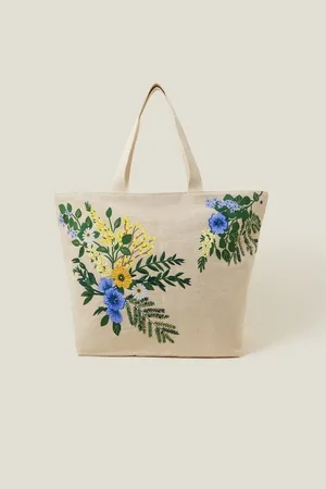 Accessorize Floral Embroidered Beach BagJeden