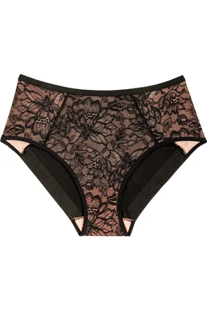 Triumph Black Amourette Charm Maxi Briefs42
