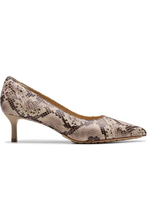 Clarks Leather Adela Court ShoesEU 39 (UK 6)