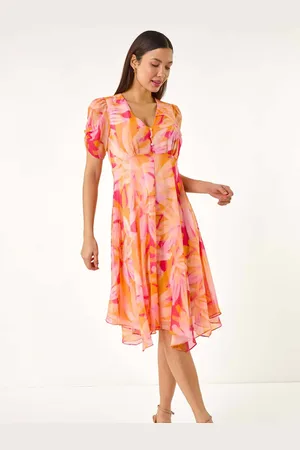 Roman Abstract Painted Floral Print Hanky Hem Dress44