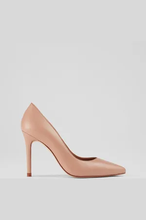 LK Bennett Fern Suede Pointed Toe CourtsEU 38 (UK 5)