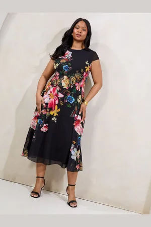 Lipsy London Floral Printed Chiffon Fit And Flare Midi Dress48