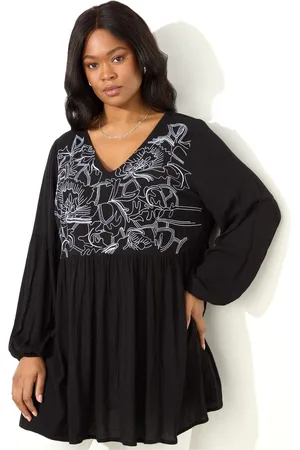 Live Unlimited London Curve Embroidered Viscose Crinkle Tunic48