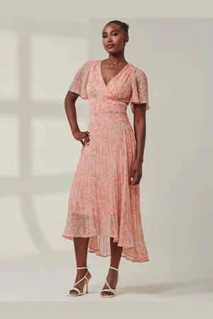 Jolie Moi Chelsea Pleated Chiffon Dip Hem Maxi Dress38