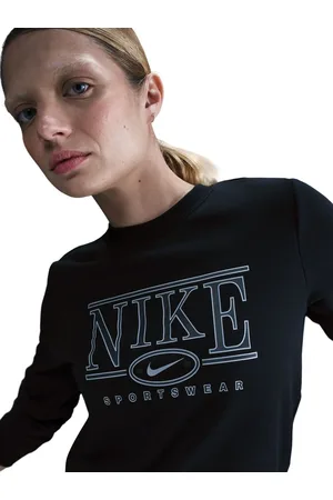 Nike Club Fleece Logo Crew-Neck SweatshirtXS