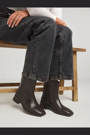 JD Williams Low Block Heel Square Toe Leather Boots In Extra Wide FitEU 39.5 (UK 6)