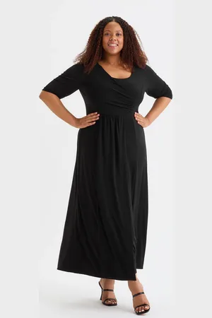 Scarlett & Jo Solid Ruched Maxi Gown48