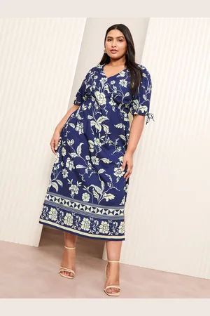 Friends Like These Curve Satin Printed Midi Dress50