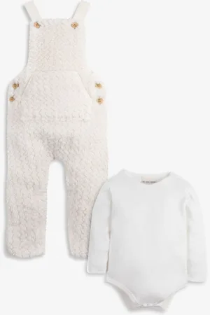 The Little Tailor Baby Cream Chunky Sherpa Fleece Dungarees and Bodysuit Set12