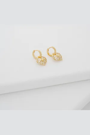 Ted Baker Cherise: Crystal Cluster Heart Huggie Drop EarringsJeden
