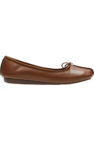 Clarks Tan Lea Freckle Ice Shoeseu39