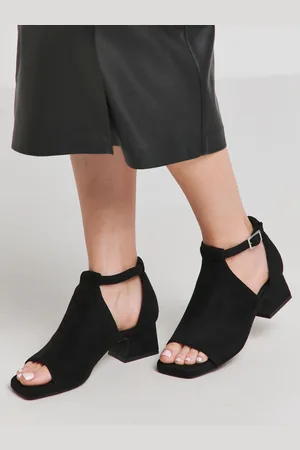 JD Williams Low Block Heel Shoe Boots in Extra Wide FitEU 39 (UK 6)