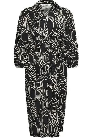 Evans Red Linear Print Jersey Crepe Dress58-60