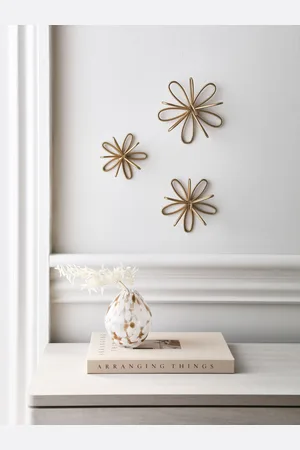 Next Set of 3 Metal Flower Wall PlaquesJeden