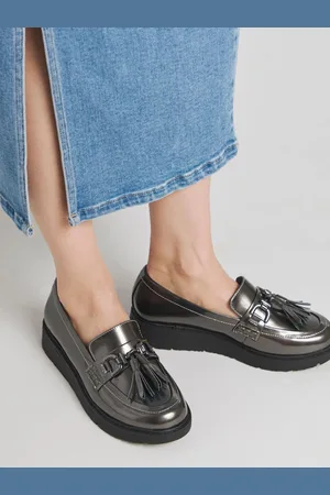 JD Williams Low Wedge Tassle Trim Loafers In Extra Wide FitEU 42 (UK 9)