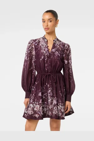 Forever New Anastasia Petite Printed Skater Mini Dress38