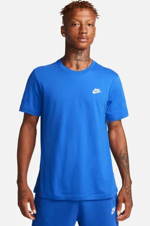 Nike Club T-ShirtS