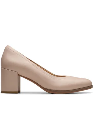 Clarks Sand Leather Freva55 Court ShoesEU 38 (UK 5)