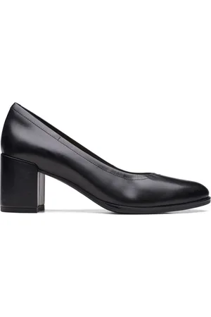 Clarks Leather Freva55 Court Shoes5.5 EU 39