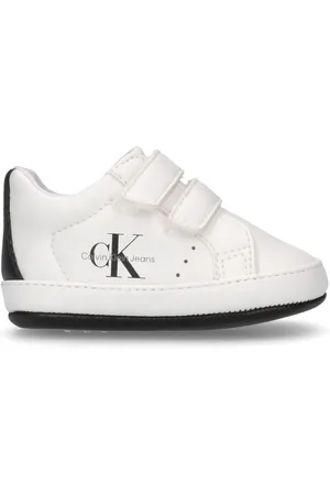 Calvin Klein Baby Velcro Trainers50 cm