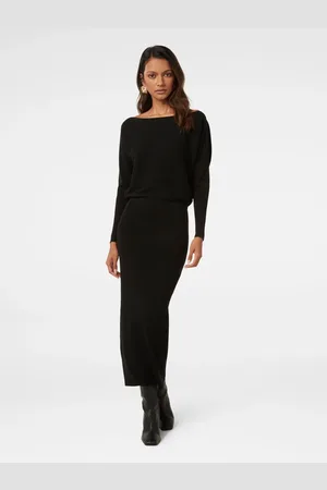 Forever New Ciara Petite Tipped Midi Dress40