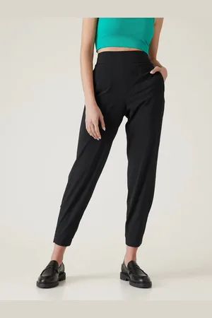 Athleta Brooklyn Mid Rise Featherweight Joggers42