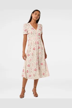 Forever New Sabrina Printed Midi Dress with a Touch of Linen44