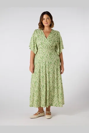 Live Unlimited London Ditsy Jersey Angel Sleeve Wrap DressEU 48 (UK 20)