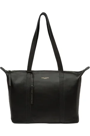 PURE LUXURIES LONDON Alcester