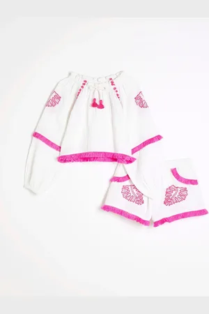 River Island Girls Embroidered Shorts Set146152 cm