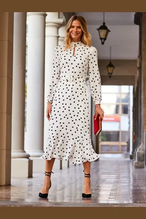 Sosandar Petite Spot Print Keyhole Detail Belted Fit & Flare Dress40