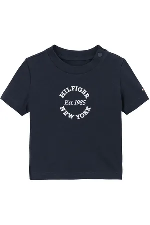 Tommy Hilfiger Graphic T-Shirt9