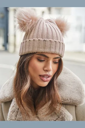 Lipsy London Cosy Ribbed Double Pom Beanie HatJeden