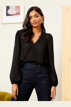 Love & Roses V-Neck Lace Long Sleeve Dobby Blouse50