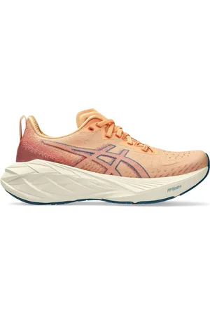 Asics Womens Novablast 4 TrainersEU 35.5 (UK 3)
